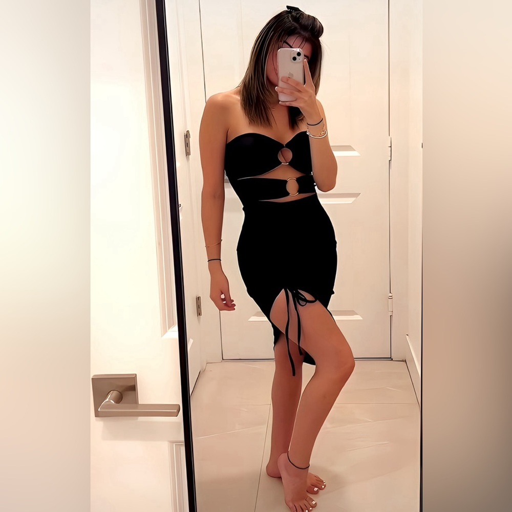 Desired Babe Knee Length Ruched Dress (Black)